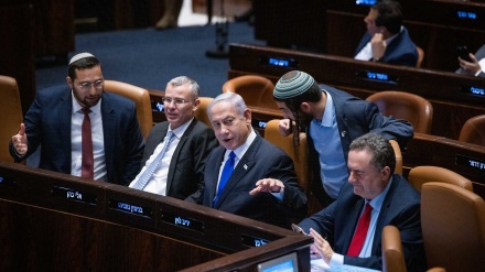 Përpjekjet e protestuesve kundër projektligjit të reformës në drejtësi për të hyrë në ndërtesën e Knesset