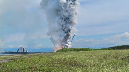 秋田・能代JAXAロケット実験場で、エンジン燃焼試験中に爆発伴う火災　