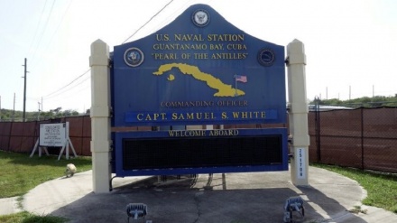 キューバが、米原潜のグアンタナモ湾寄港を非難