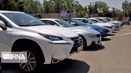 Iran lifts curbs on car imports to control prices