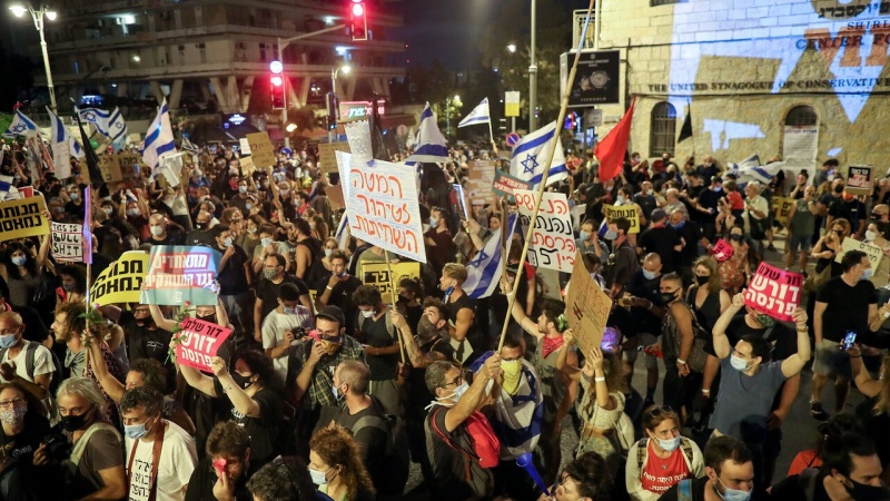 Keluarga Tahanan Zionis Berunjuk Rasa di Tel Aviv