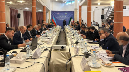 Bə şimol-cənub koridor iyən Ostoro reylsi bəndərqo inkişofi Tehron və Boku təkid