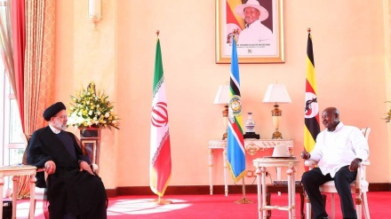 イランとウガンダが４つの協力文書に調印