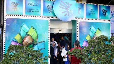 Российский кинорежиссер: Иранские женщины играют главные роли в кинопостановках