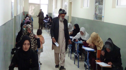 طالبانو د کانکور په آزموينه کې د نجونو له ګډون څخه مخنیوی کړی