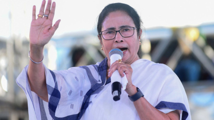 फ़ैक्ट फ़ाइंडिंग टीमें दर असल बीजेपी की उकसाऊ कमेटियां हैं, बनर्जी