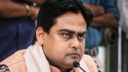 আগামী ৫ মাসের মধ্যে রাজ্য সরকার পড়ে যাবে, দাবি শান্তনু ঠাকুরের, কটাক্ষ বিশ্বজিতের 