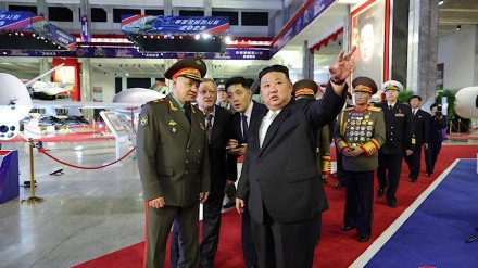 Կիմ Չեն Ընը Շոյգուին ցույց է տվել հյուսիսկորեական զենքերը