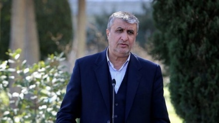 איראן מייצרת עוגה צהובה מפוספטים