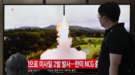 Nordkorea feuert ballistische Raketen ab, nachdem zweites US-U-Boot im Süden ankommt
