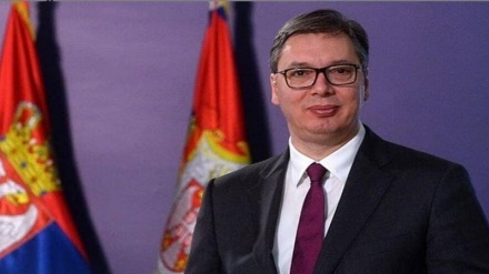 Serbia, Vučić accoglie il presidente dell’Uganda a Belgrado