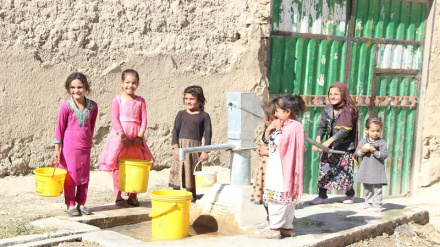 د افغانستان په پکتيکا ولايت کي به نږدې ۱۴۰۰ کورنيو ته د څښاک اوبه برابري شي