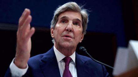 John Kerry visits China amid high tensions between Washington, Beijing