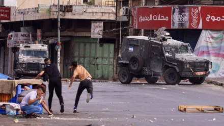 Israeli forces raid Nablus in occupied West Bank, martyr two Palestinians