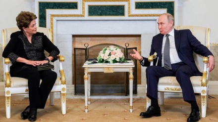 プーチン大統領「米はドルを武器にしている」