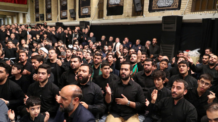 Iranians commemorate anniversary of Imam Hussein martyrdom