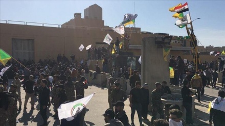 在イラク米大使館前で抗議デモ、数百人が参加