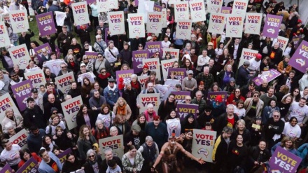 Thousands rally in Australia in support of Indigenous reform