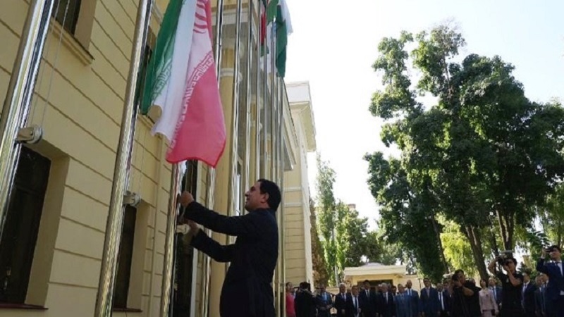 پرچم ایران به عنوان عضو دائم سازمان شانگهای در «تاشکند» برافراشته شد
