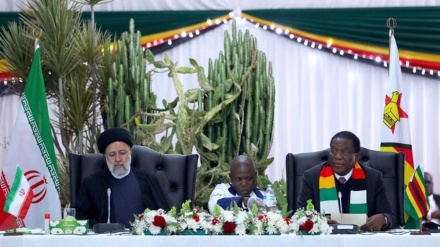Simbabwe und Iran unterzeichnen 12 Absichtserklärungen, während Präsident Raisi Afrika-Reise beendet