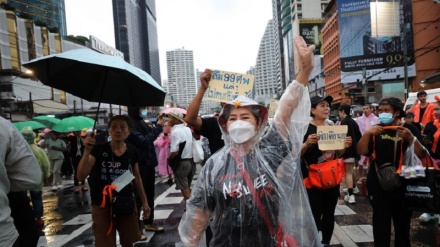 Thailandia, rinviato sine die voto per nomina premier