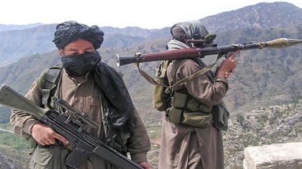 انتقال پیکر 5 طالب کشته شده در پاکستان به افغانستان