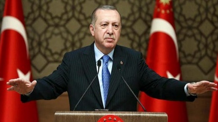 Erdogan su proteste in Francia: 