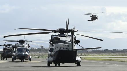 澳大利亚军用直升机坠海4人失踪 联合军演暂停