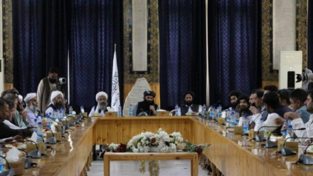 د نجونو زدکړو د 'اختلافي' ستونزې پرحل کار روان دی