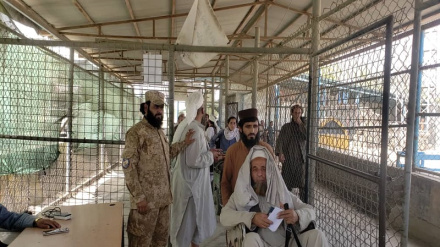 په تېرو ۳ میاشتو کې شاوخوا ۲۰ زره کسان پاکستان ته د درملنې په موخه تللي