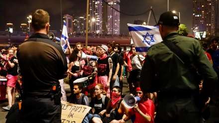 Demonstrata e dhjetëra mijëra njerëzve kundër Netanjahut