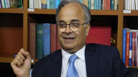 نړۍ دې  دافغانستان له طالبانو سره تعامل ولري