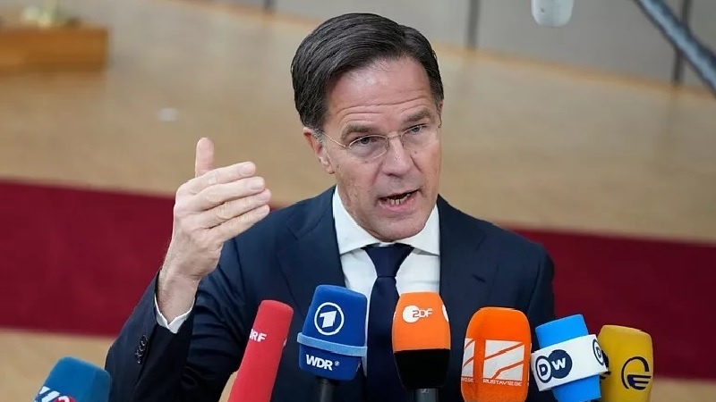 הולנד: הממשלה נפלה בעקבות אי-הסכמות על מדיניות ההגירה