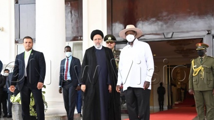 Raisi: Iran  iko tayari kuhamisha uzoefu wake na kubadilishana mafanikio na Uganda 