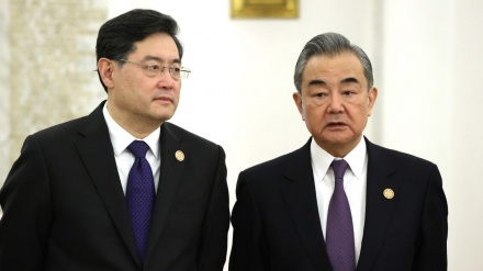 चीनी विदेशमंत्री को बर्खास्त कर दिया गया