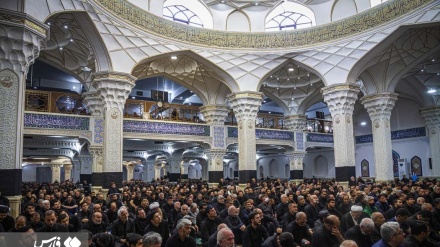 Ərdəbildə Aşuranın günorta  namazı