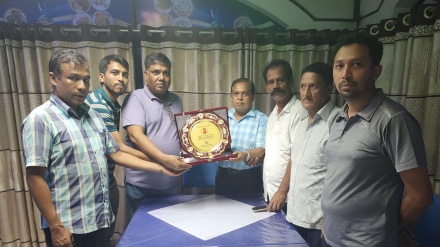 ভারতের রেডিও অ্যাক্টিভিস্ট প্রদীপ কুণ্ডকে আইআরআইবি ফ্যান ক্লাব বাংলাদেশ'র সম্মাননা