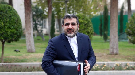 Ministri i Kulturës dhe Edukimit Islamik viziton Moskën