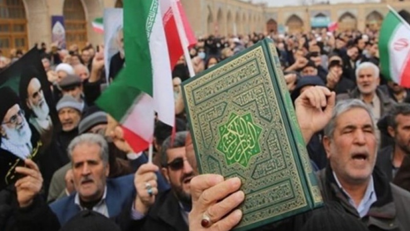 Demonstrasi mengutuk penistaan terhadap Al-Qur\'an
