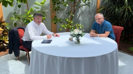 “S’mund ta detyrojë askënd të largohet nga ndërtesat e Republikës”, a është kjo arsyeja që BE s’po i heq sanksionet?