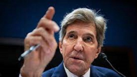 L'inviato Usa per il clima John Kerry arrivato a Pechino 