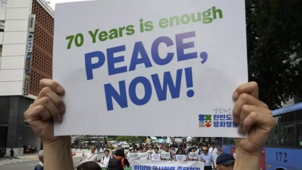 Südkoreaner demonstrieren am 70. Jahrestag des Waffenstillstands im Koreakrieg für Frieden