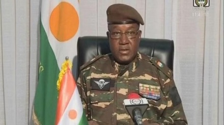 नाइजर सेना के जनरल ने खुद को देश का नया नेता घोषित किया
