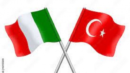 Erdogan, continueremo forte cooperazione con l’Italia