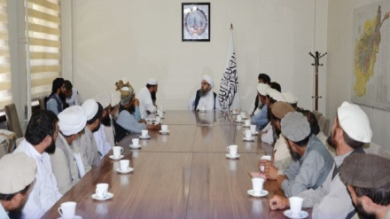 ځینو قومي مشرانو د کانونو او پټروليم وزارت له سرپرست سره خپلي ستونزې شریکې کړې