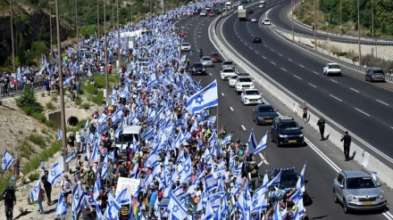 (VIDEO) Nuova protesta contro riforma della giustizia 