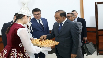 Menlu Malaysia Kunjungi Kirgizstan