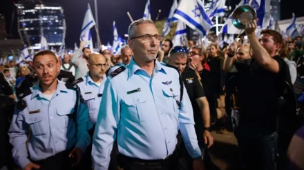 Territori occupati, proteste di massa dopo dimissioni Eshed