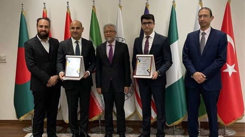 Pemberian penghargaan TTA 2021 kepada Iran dan Turki