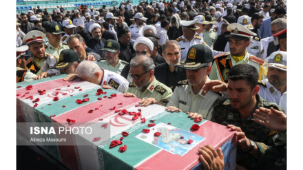 Iran, funerali dei martiri di polizia di Khash + VIDEO